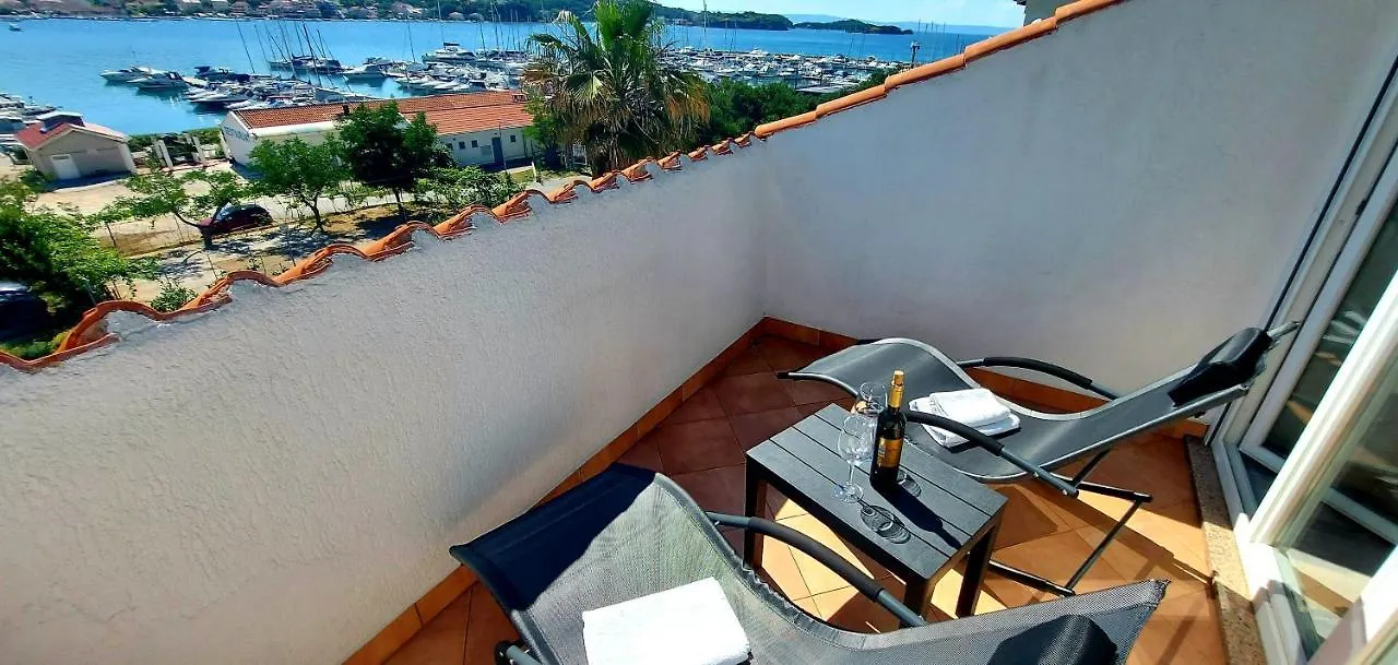 Guest House Galeb2 Supetarska Draga 0*,  Kroatien