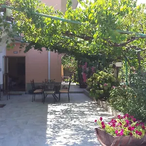 2* Gasthof Familija Tariba